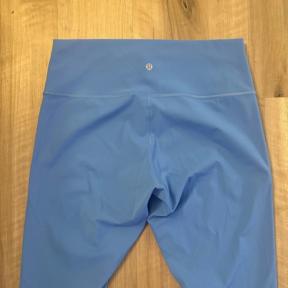 $98 EUC Lululemon Blue Full Length Leggings - Picture 2 of 5